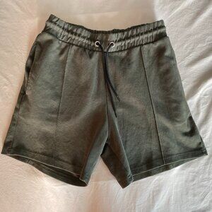 Spyder Men’s Green Stretch Shorts – Size M | Black Drawstring, Like New